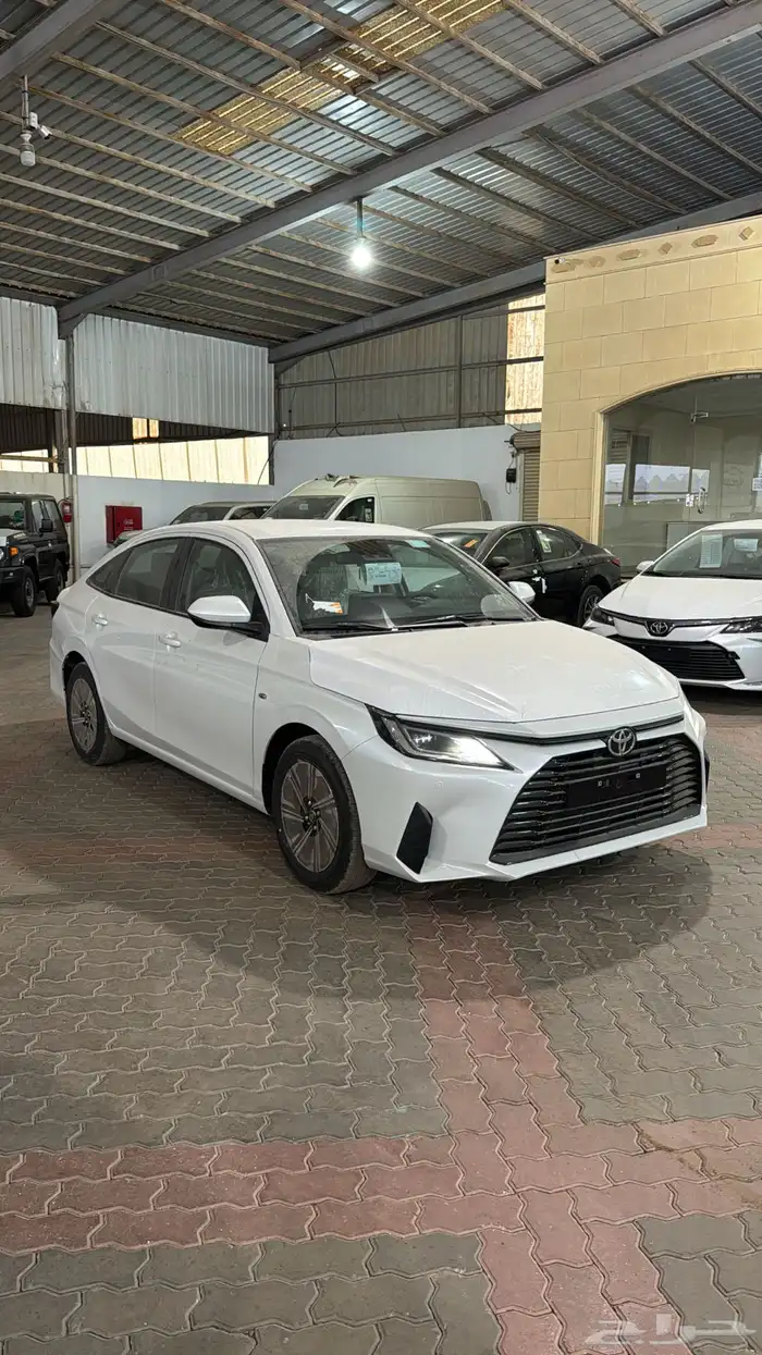 تويوتا يارس فئة Y بلس بنزين 2026 1