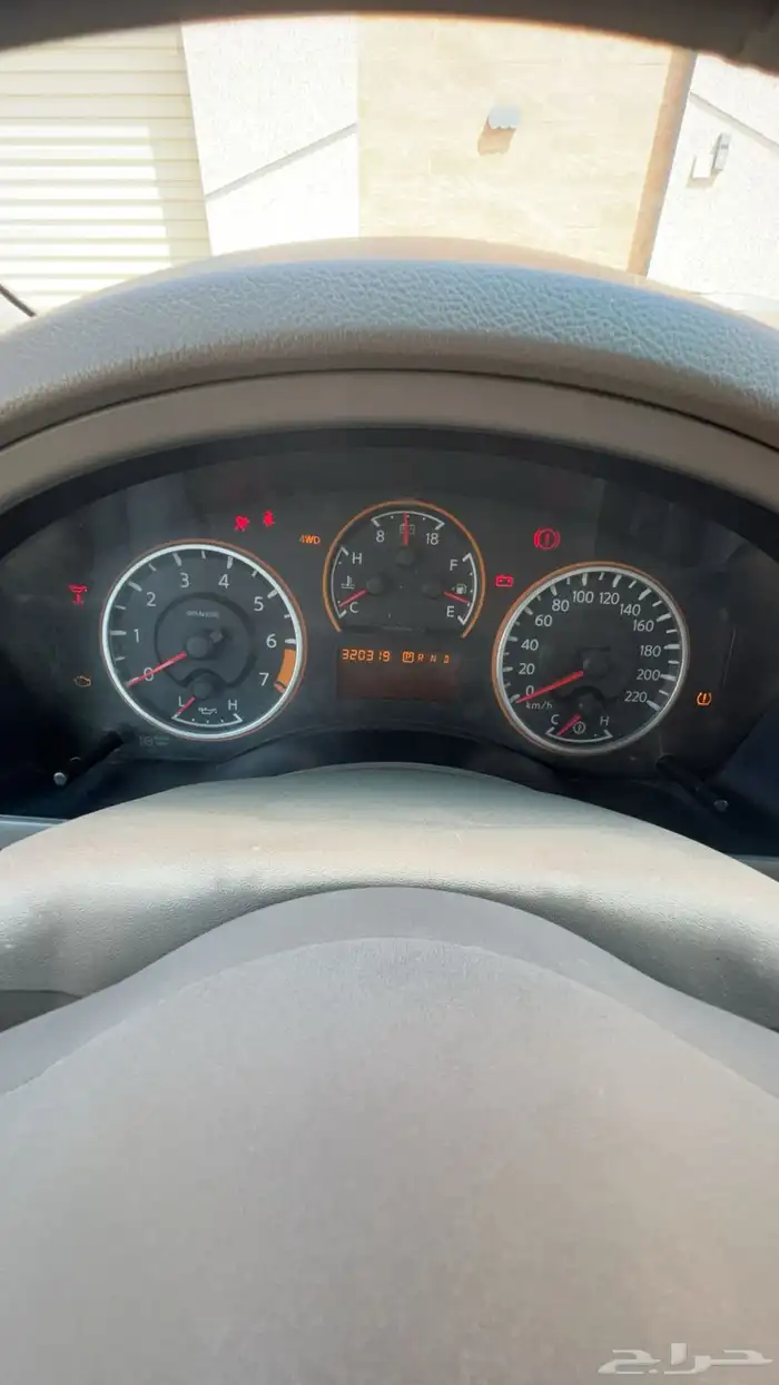 للبيع او البدل بسيارة صغيرة ارمادا 2010 فل 8