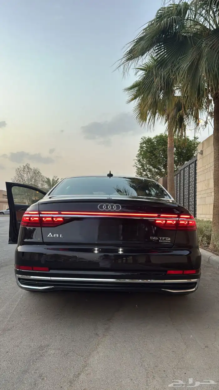 اودي A8 على الضمان 3