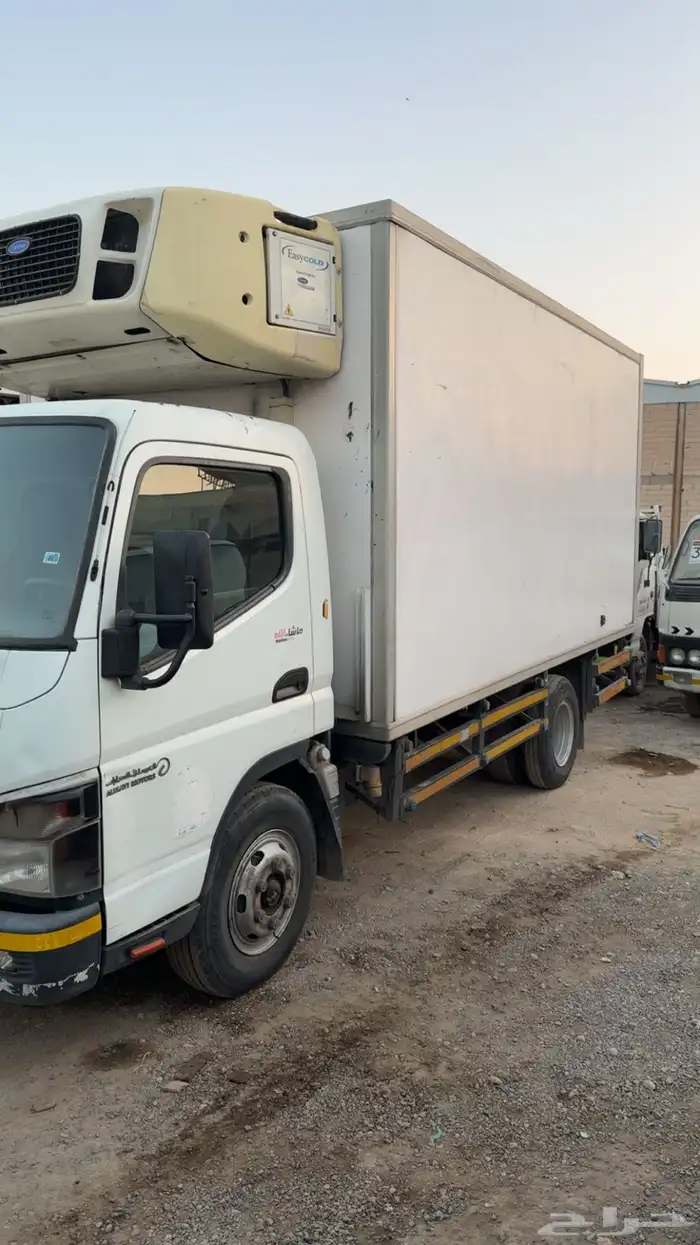 دينا ميتسوبيشي كانتر موديل 2017 وكالة 1