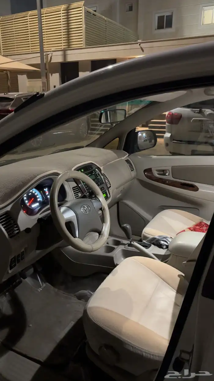 انوفا 2014 فل كامل ( ممشى قليل ) 6