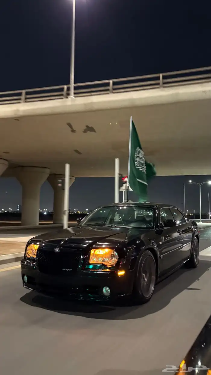 كرايسلر srt8 6.1L معدل للبيع او البدل بكوبيه 2