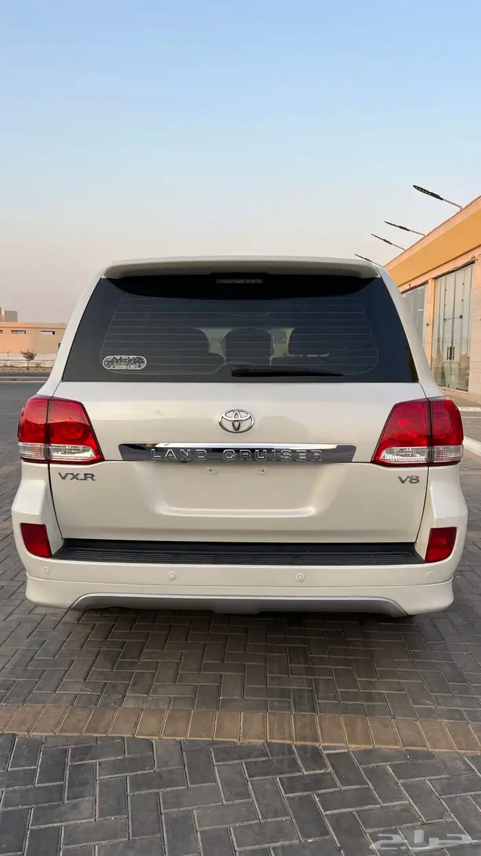 لاندكلوزر في اكس ار 2010 19