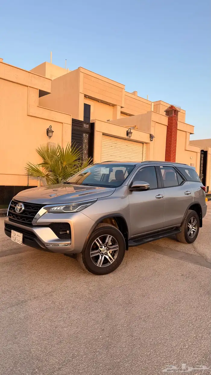 تويوتا فورتشنر 2022 دبل 6 سرندل فل كامل 0