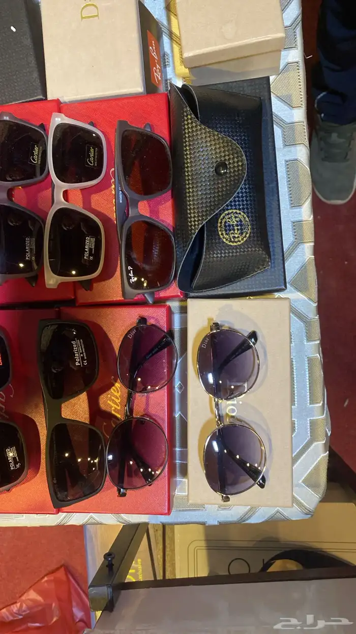 ايوجد ساعات ونضاراتز النضارات الحبه 70والساعات 50 3