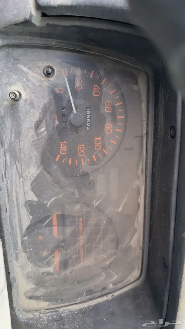 دينا ميتسوبيشي كانتر موديل 1994 11