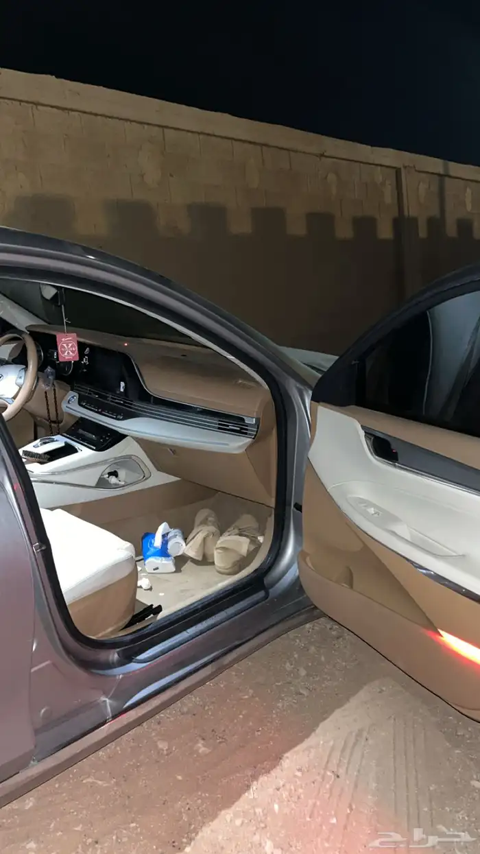 ازيرا 2021 للبيع او البدل 14