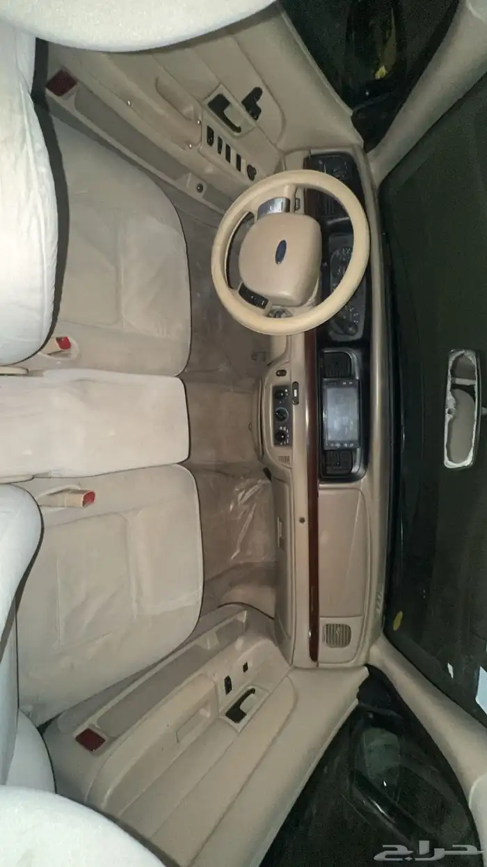 فورد فكتوريا2011 1