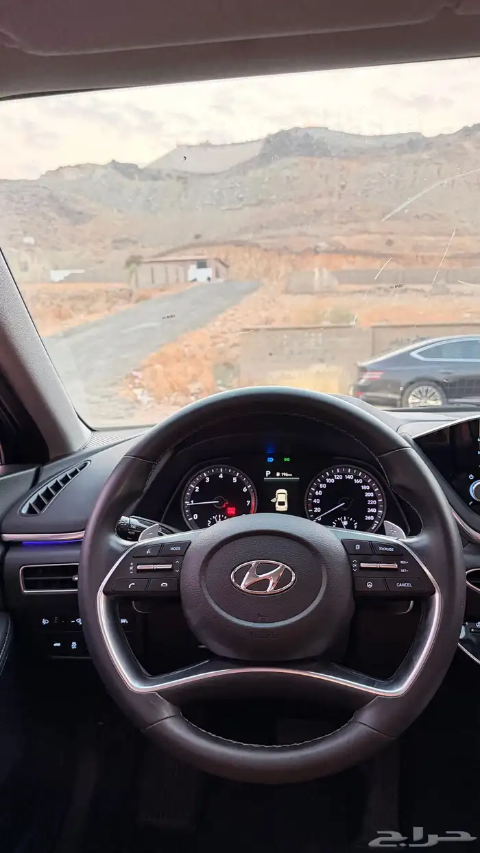 سوناتا 2022 ( بنزين ) فل اوبشن بحالة الوكالة 11