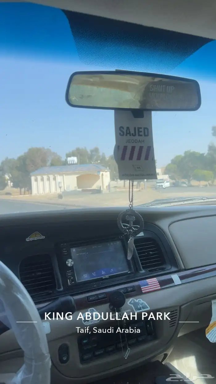 فورد كراون فكتوريا 2011 1