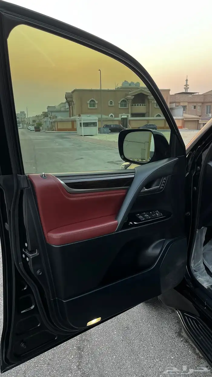 لكزس ال اكس 570 12