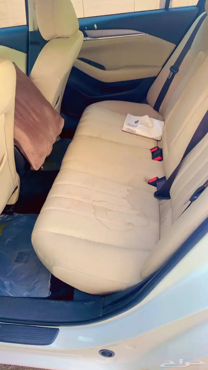 مازداء بيضاء 2023 خليجية للبيع او مبادل اكسنت او يارس 4