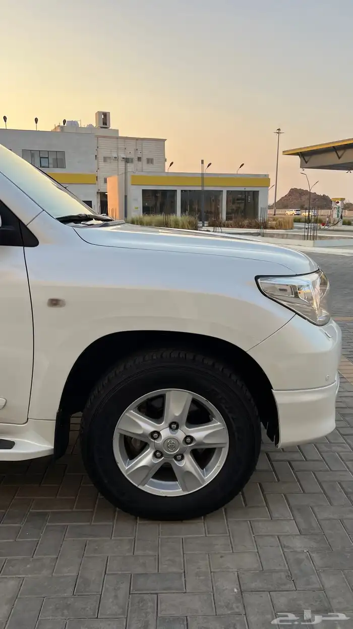 لاندكلوزر في اكس ار 2010 32