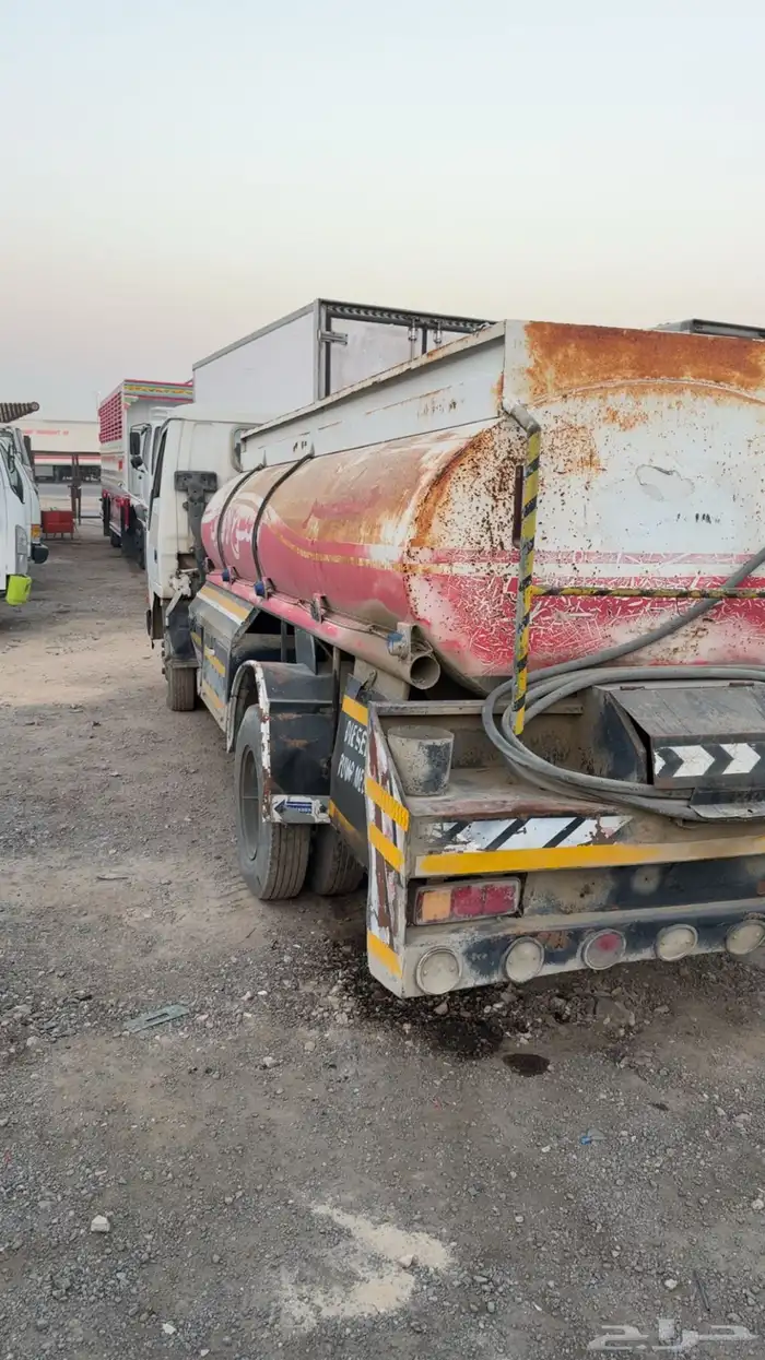 دينا ميتسوبيشي كانتر موديل 1994 9