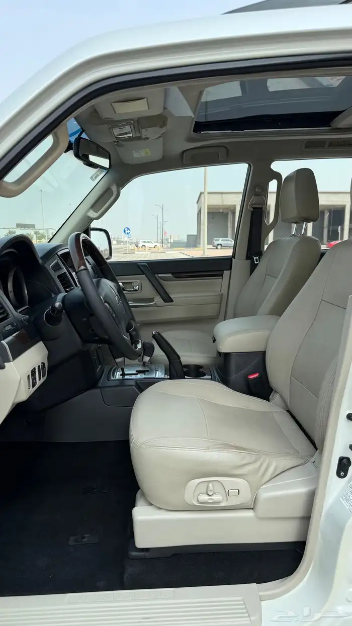 للبيع باجيرو 2017 فل كامل - مكينه 3800 15