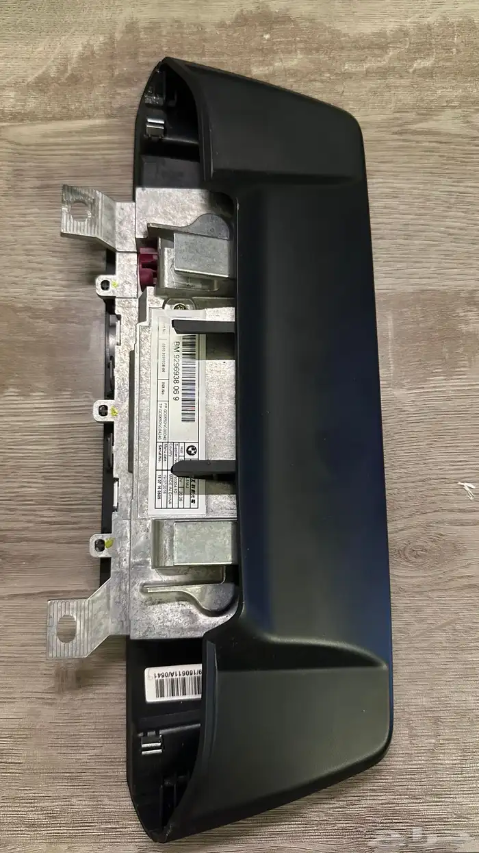 شاشة بي ام دبليو صغيره BMW X6 2017 1