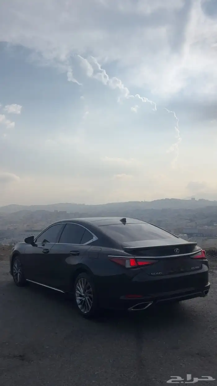 لكزس 2023 سعودي وكاله es350 0
