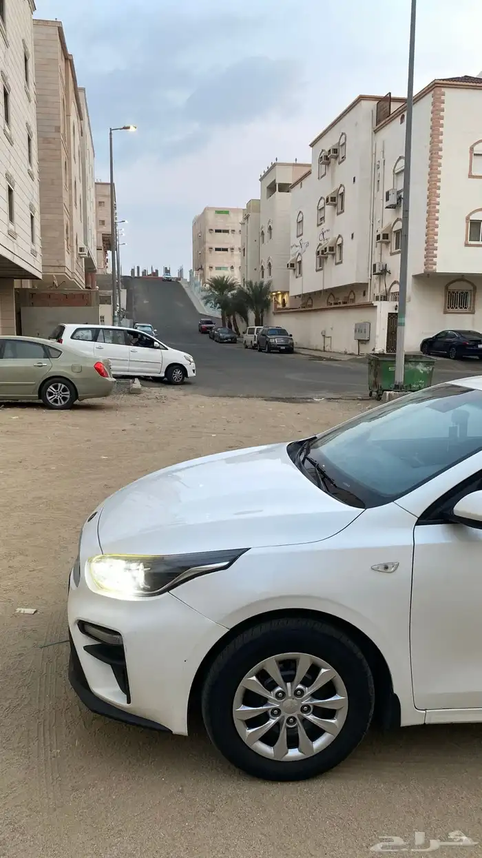 كيا سيراتو 2021 11