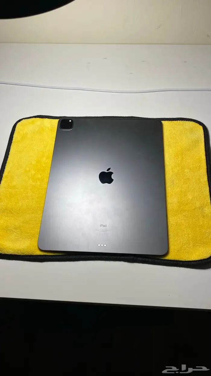 ايباد برو 12.9 انش وسعه 1 تيرابايت 18