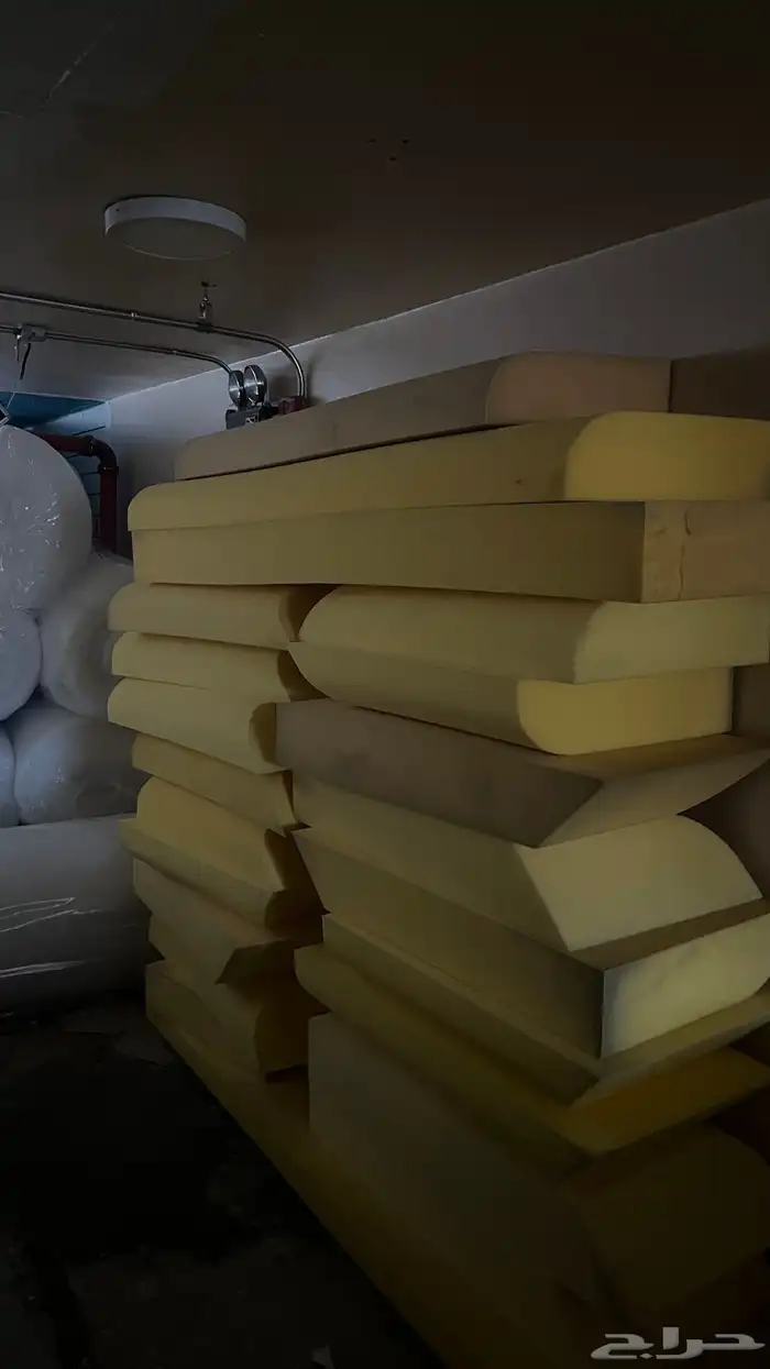 مساند ظهر اسفنج-اسفنج خام-تكايت مضغوط يوجد توصيل 1