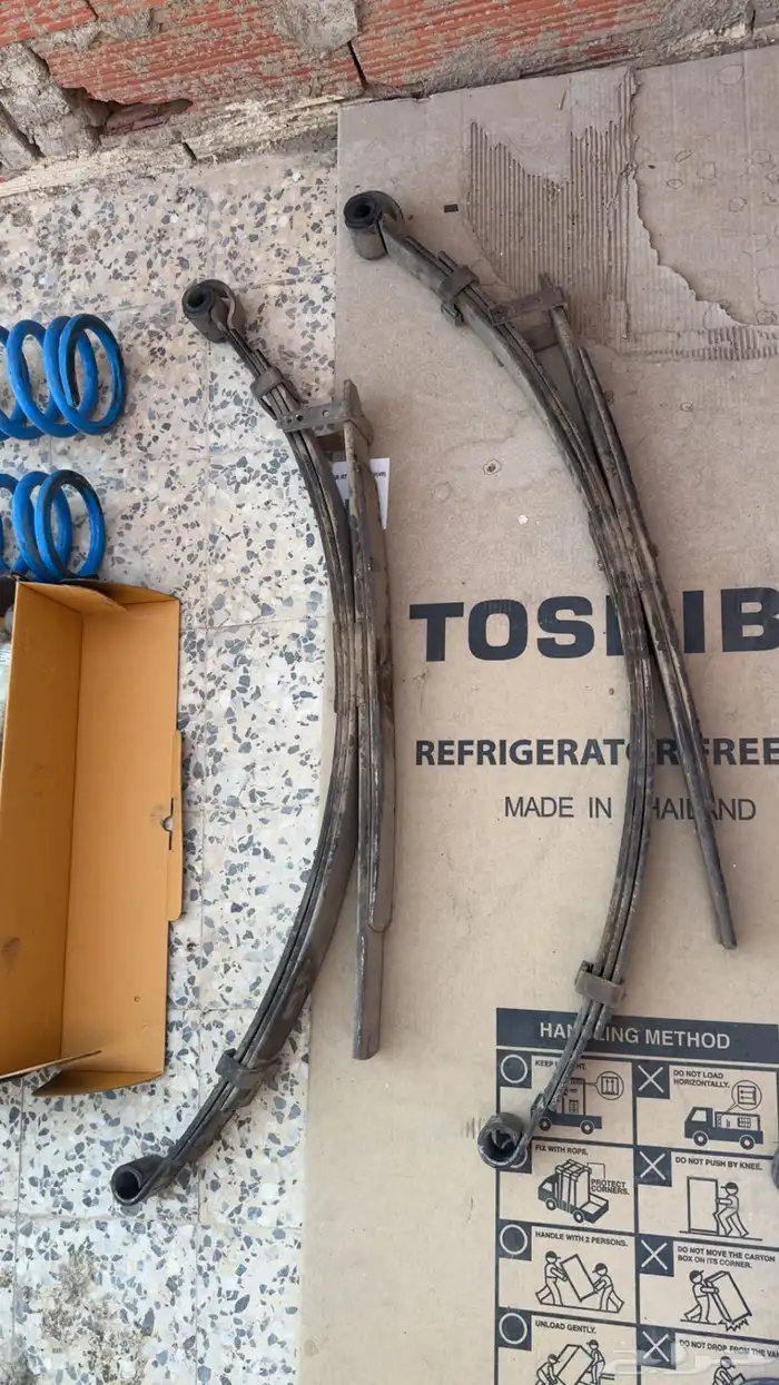 سست مقوسه وييات استراليه ومسعدات بروفندر تركب على هيلكس 3