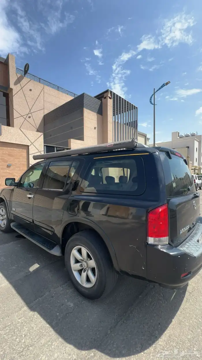للبيع او البدل بسيارة صغيرة ارمادا 2010 فل 3