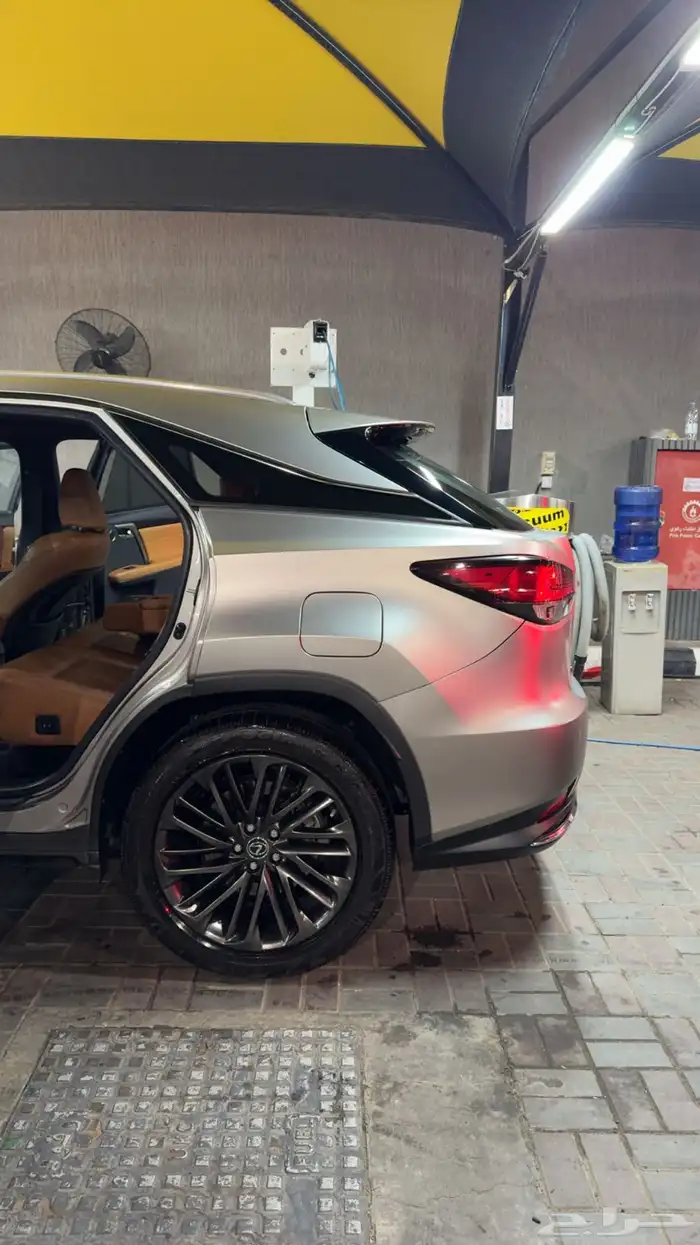 لكزس RX450 h 2020 1