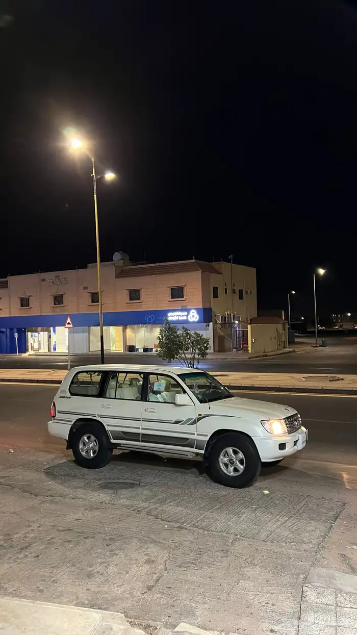 لاندكروزر 2003 0