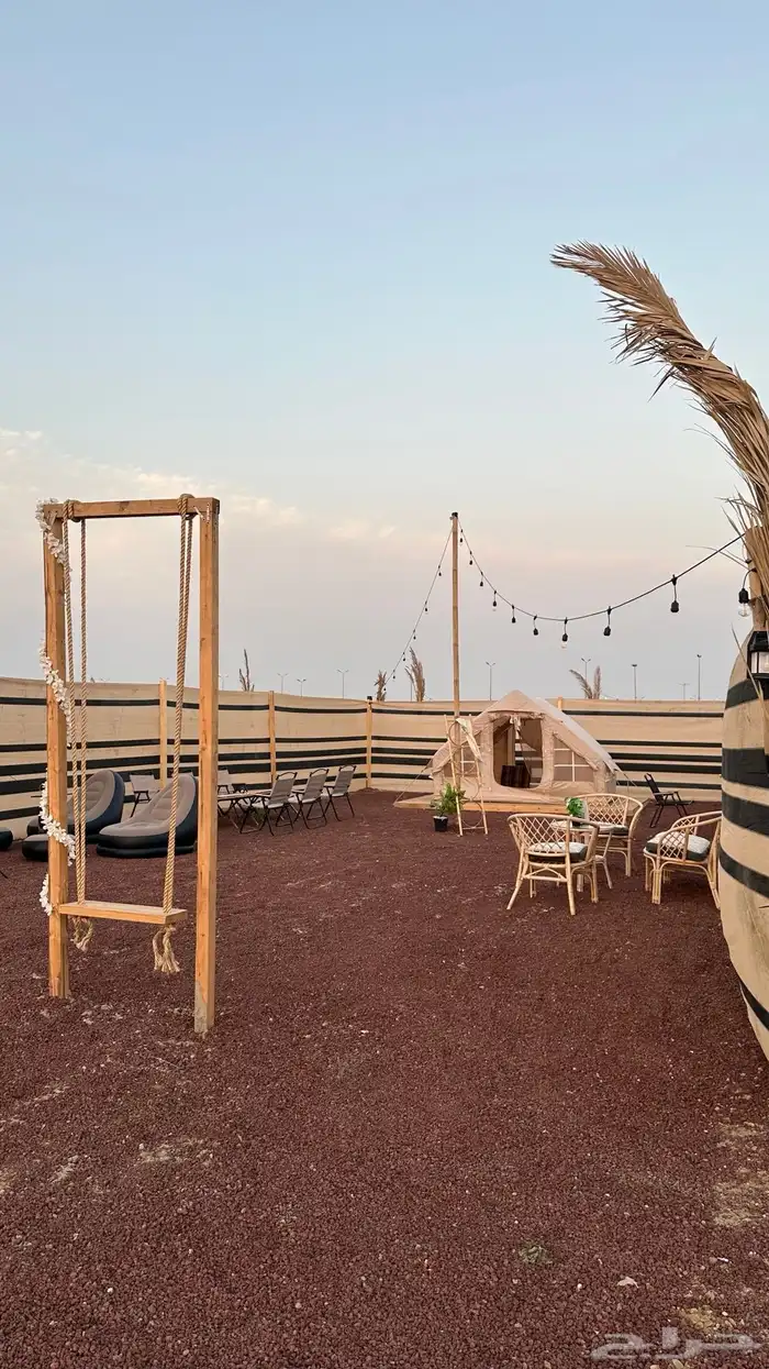 مخيمات على البحر الشقيق 2