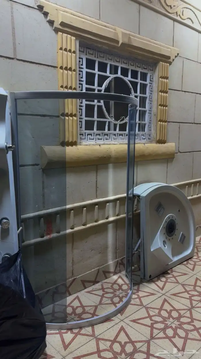 الجهاز حمام بخار. القيمه على السوم . 5