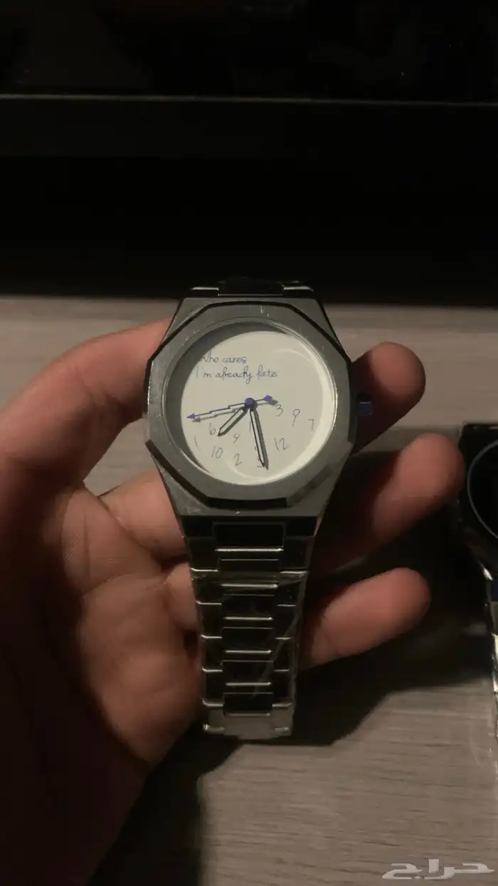 ساعه جميله غير مألوفه 1