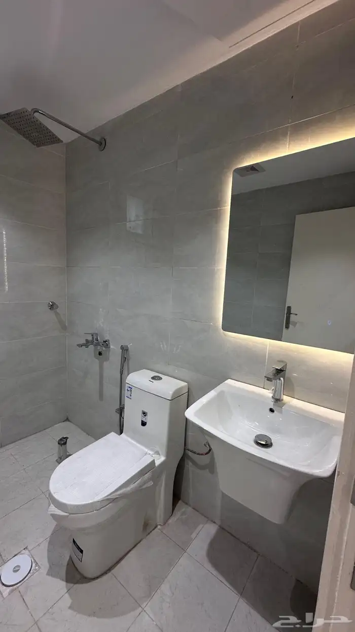 فيلا روف ارضي حي الشفا السعر 650 6