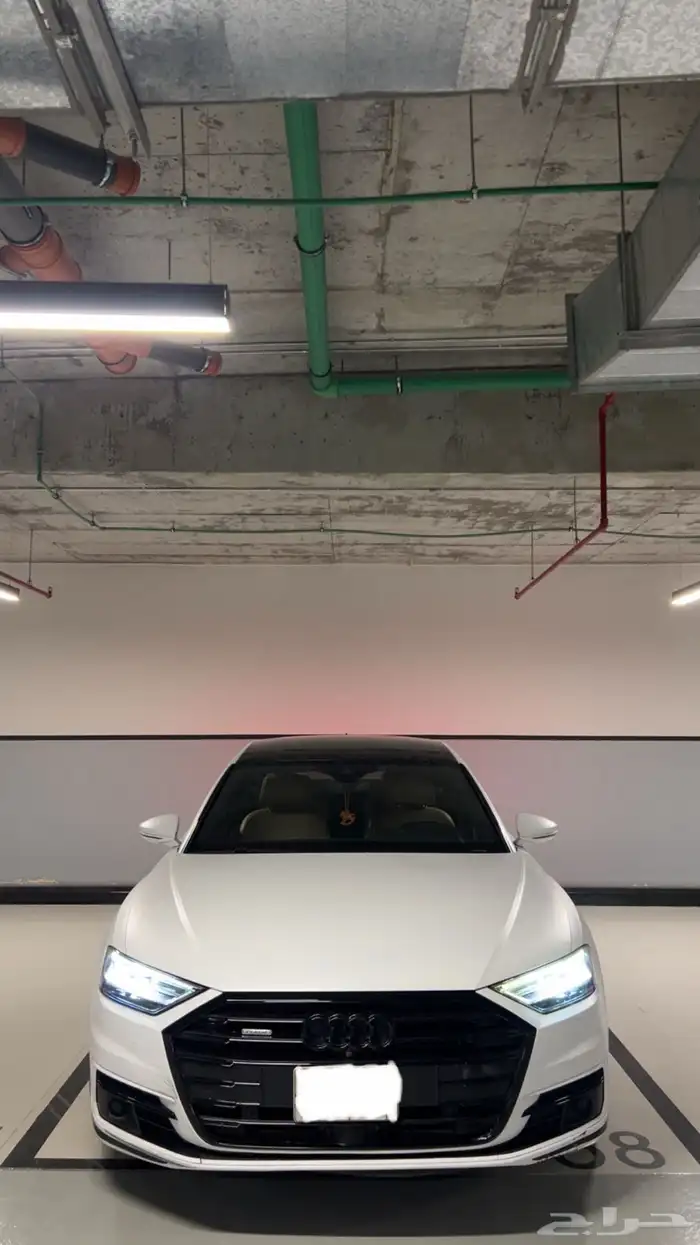 للبيع أودي أي8 A8L موديل 2019 3