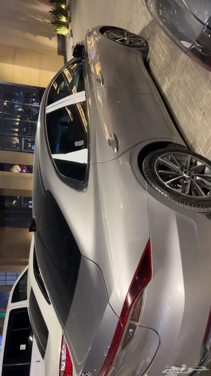 ازيرا 2021 للبيع او البدل 10