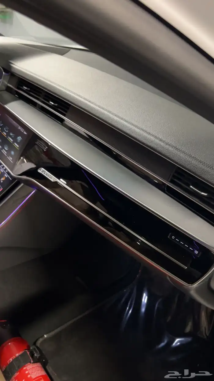 للبيع أودي أي8 A8L موديل 2019 13