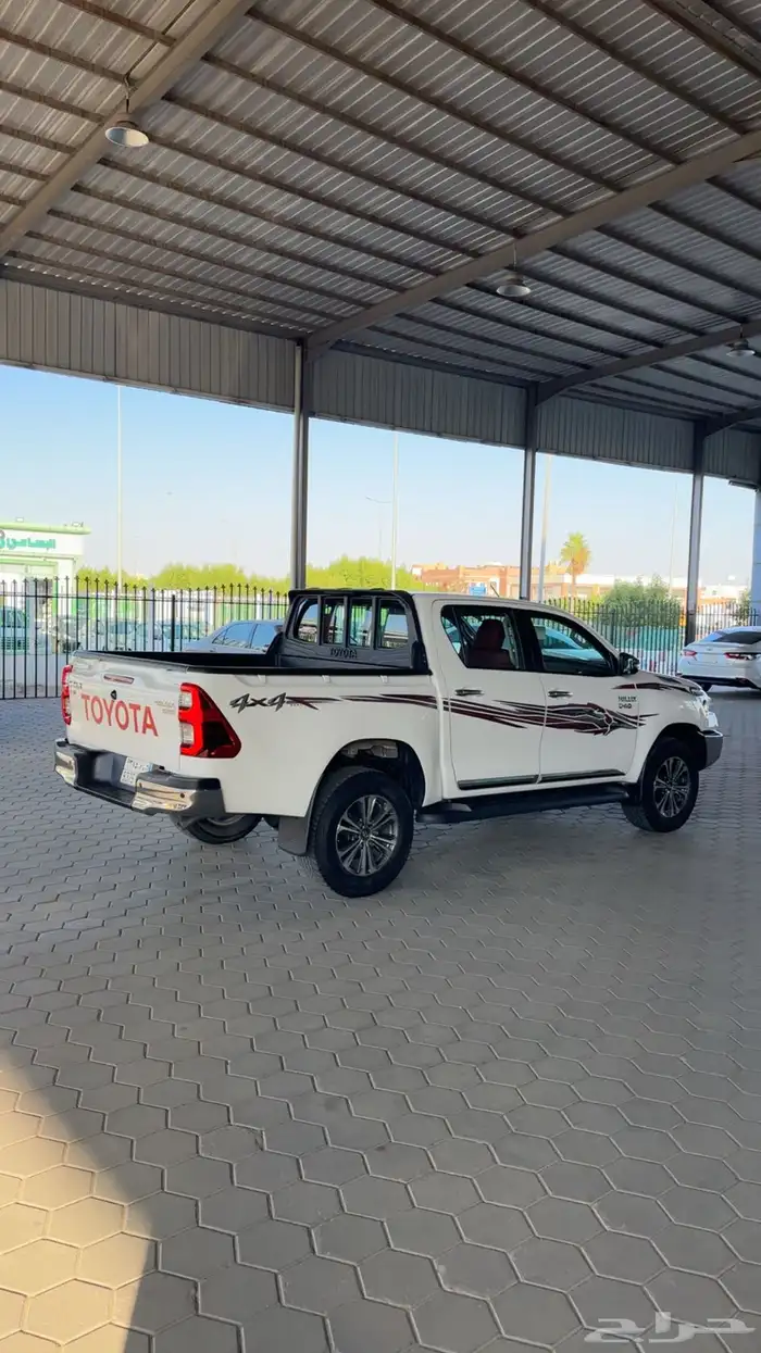 هايلكس 2024 سعودي فل كامل ديزل (محرك 2400) تماتيك ب 130.000 4