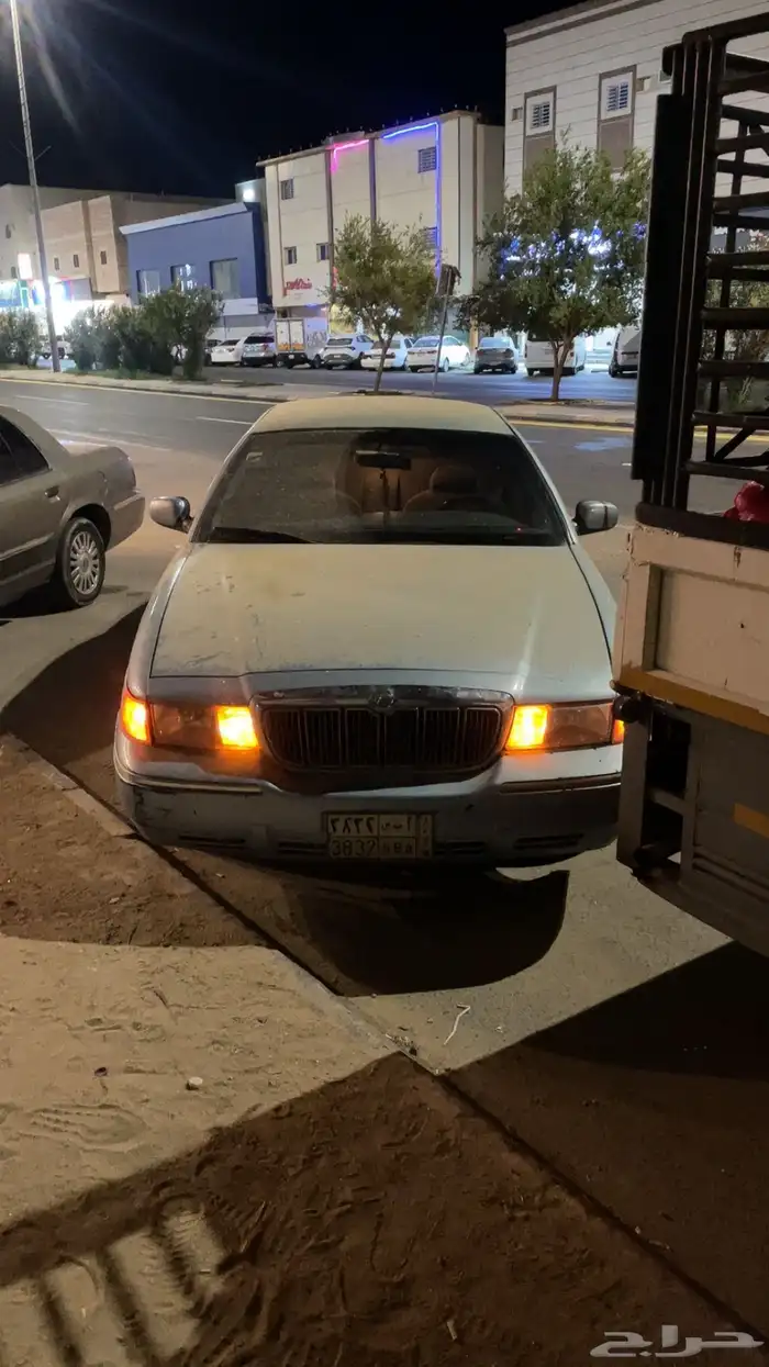 فورد ماركيز م 2000 3