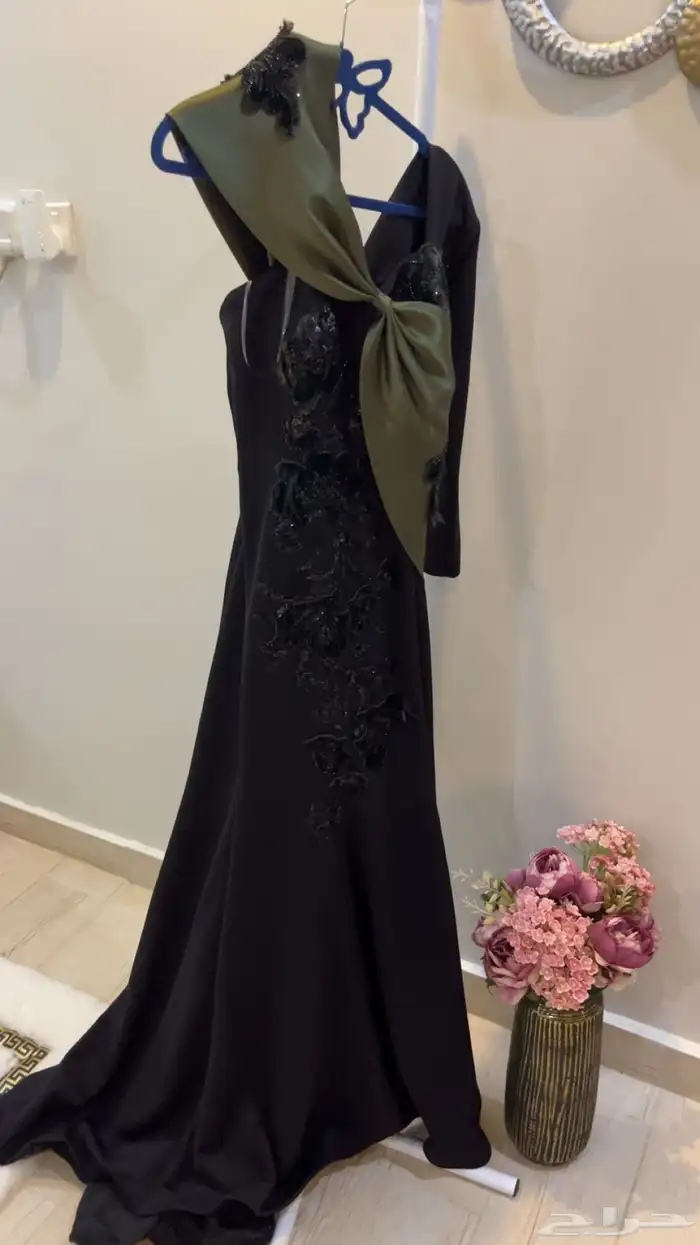 بيع كعب فالنتينو وفستان سهرة فخم وناعم 1