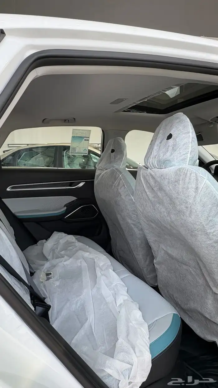 جيلي اميقراند الفل 2025 بسعر حصري لأصحاب الكاش 4