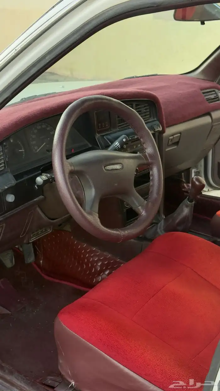 كرسيدا 1990 نظيفه بحالة ممتازة 1