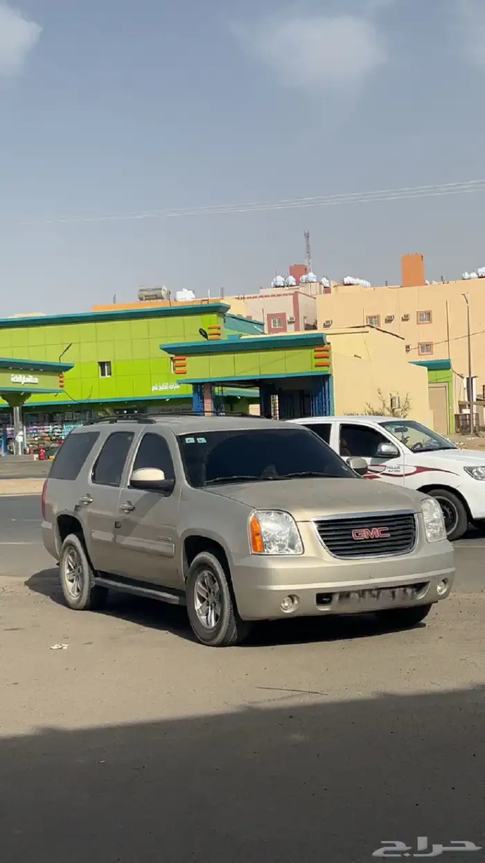 يوكن 2009 كل شي بلد بدي قير مكينه 4