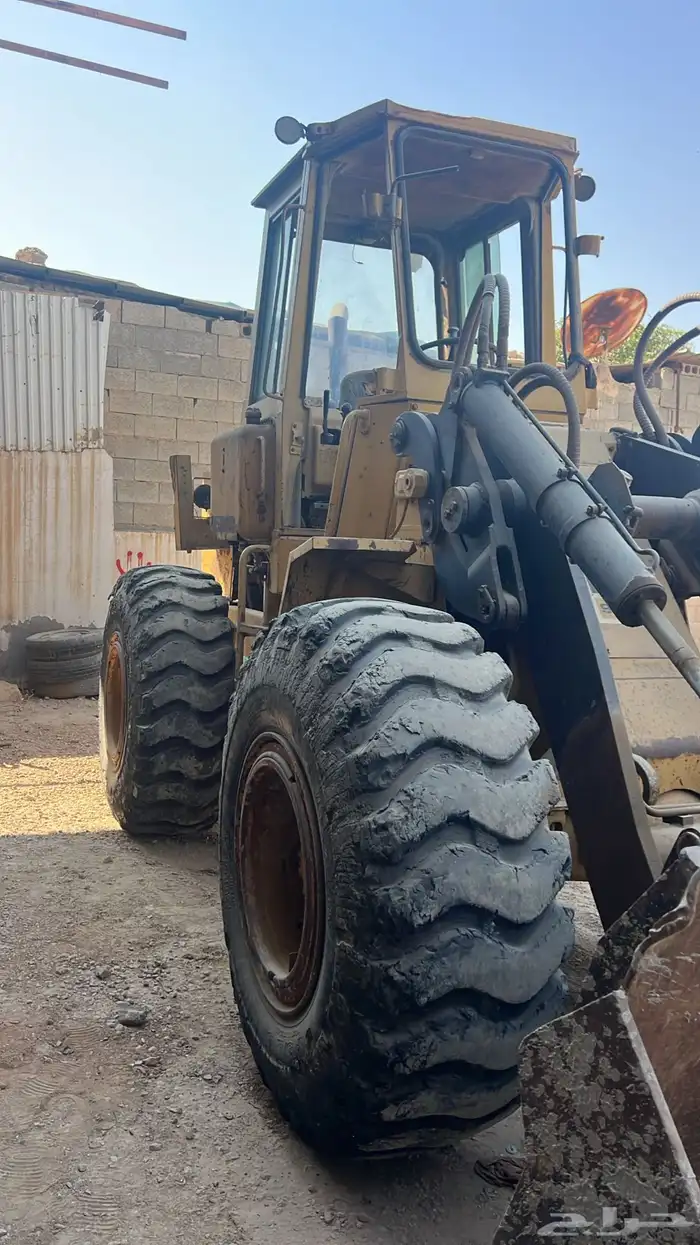 شيول كاتربلر 930 موديل 84 بويه بلد 0