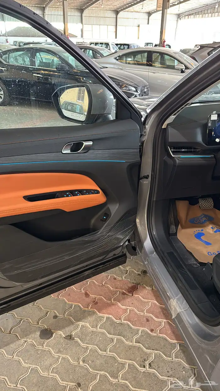 فورد تيريتوري فئة تيتانيوم بلس بنزين 2026 5