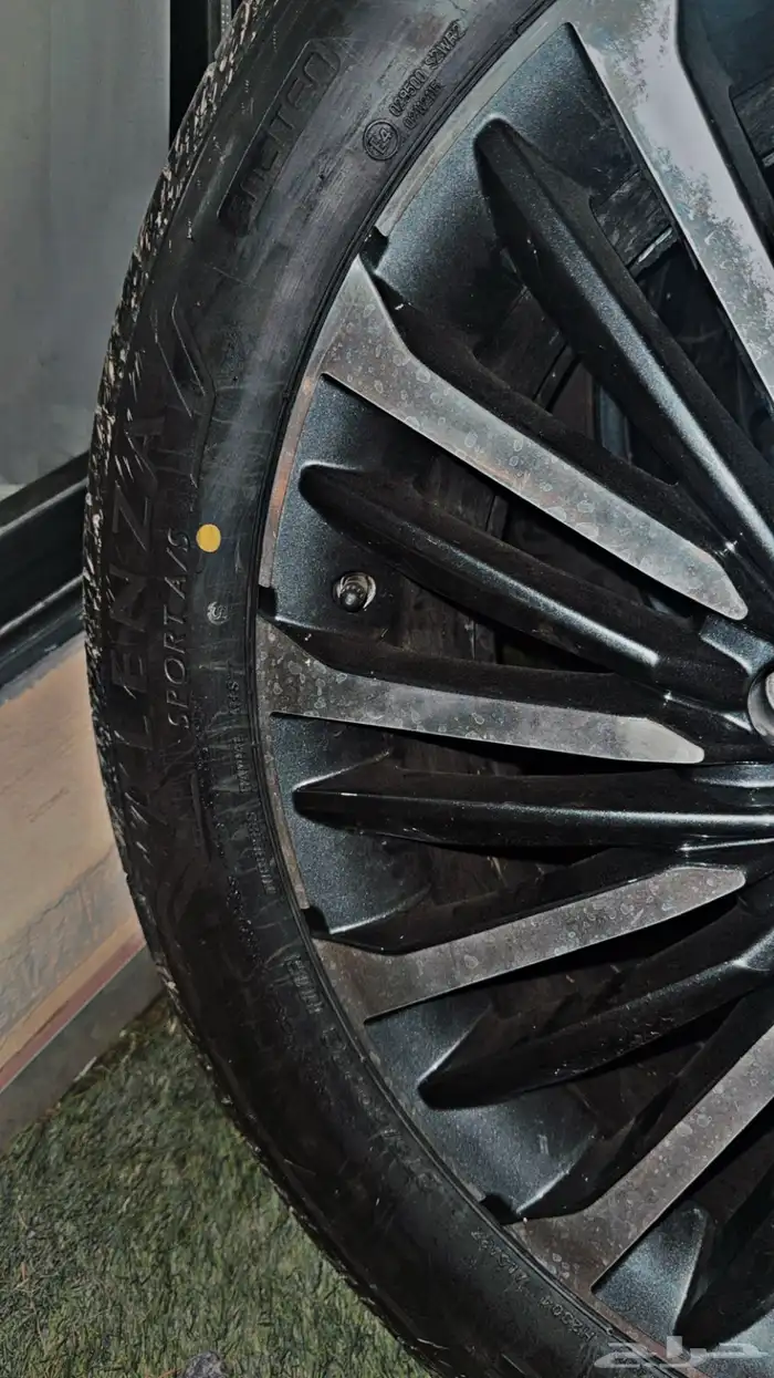 جنوط باترول 2025 مقاس 22 اصلي وكالة مع كفرات 0