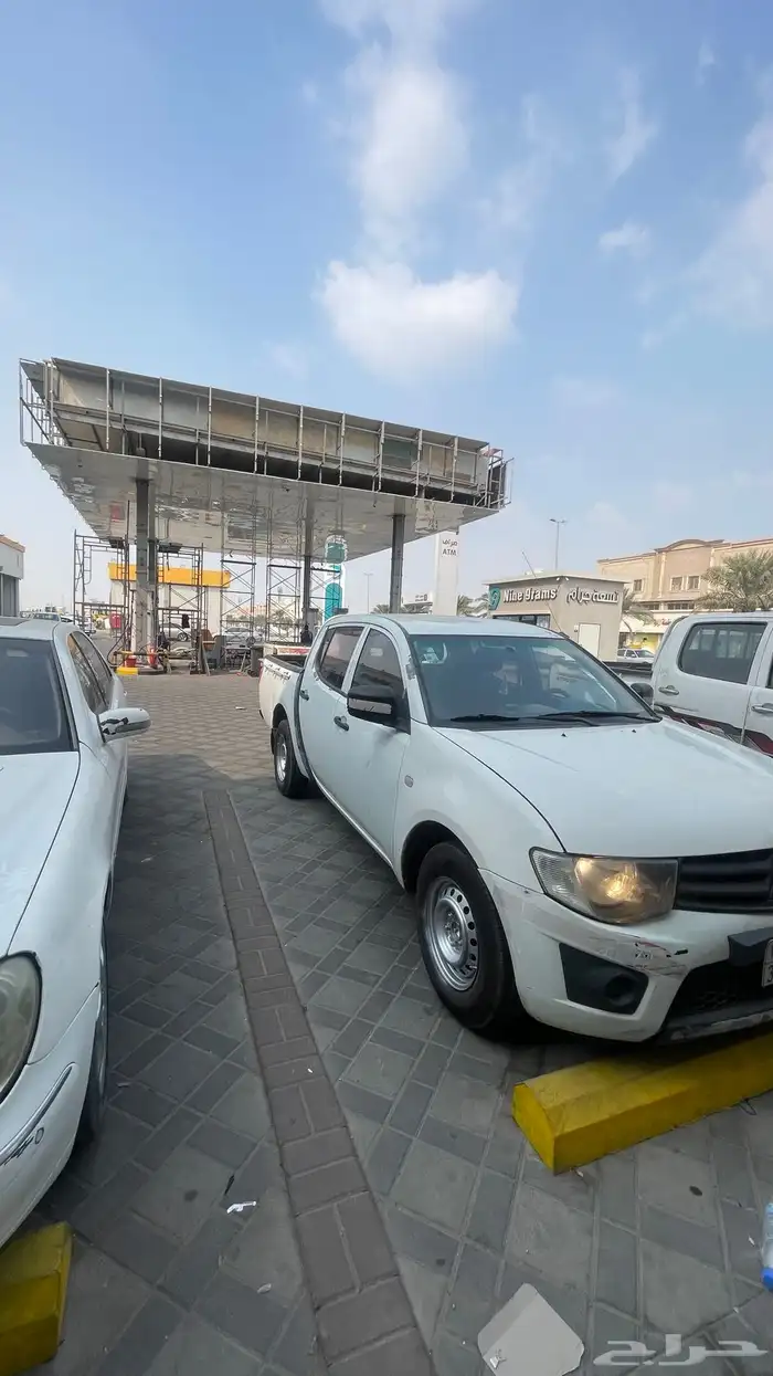 متسوبيشي بيكب غمارتين 0