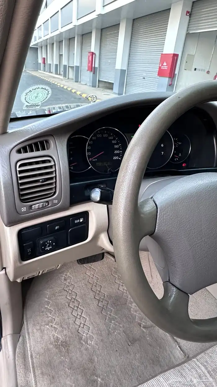 جي اكس ار سعودي اسود GXR 2004 17