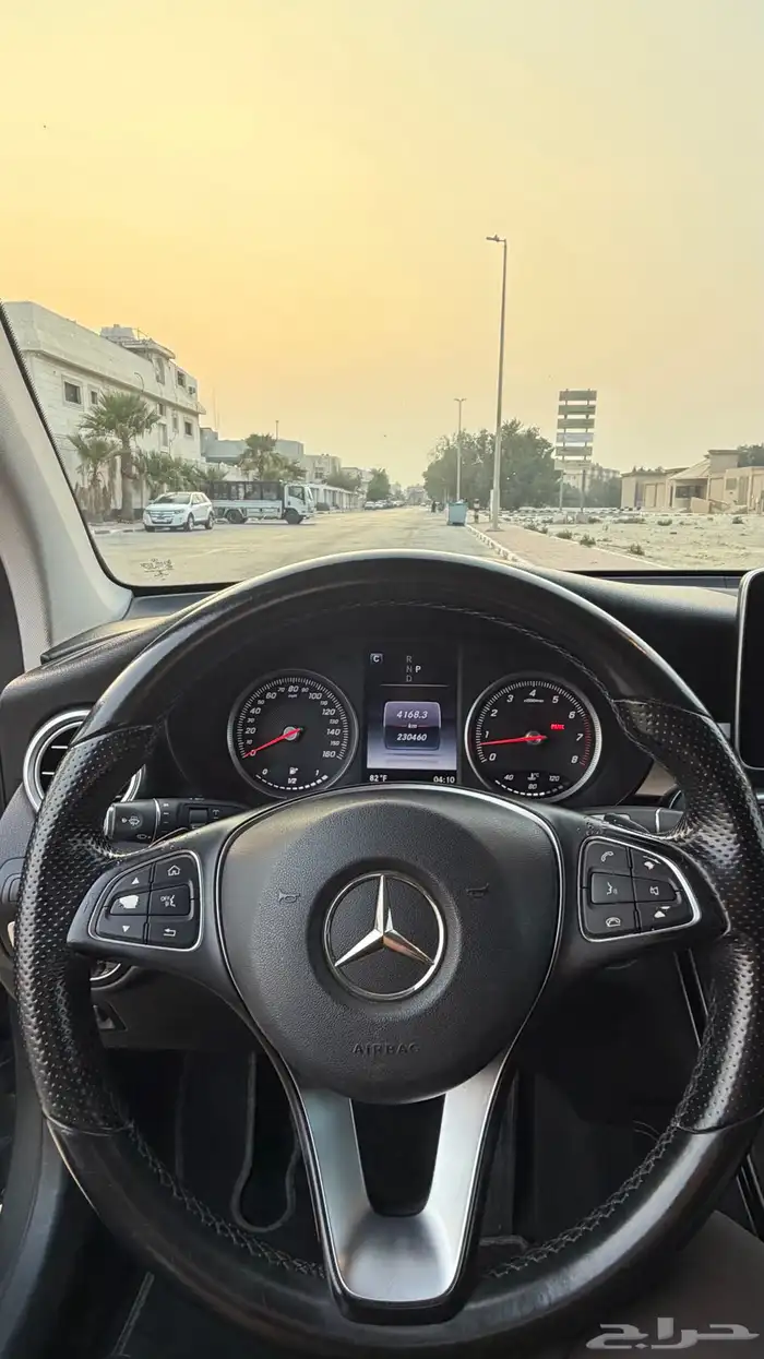 مرسيدس GLC300 2016 16