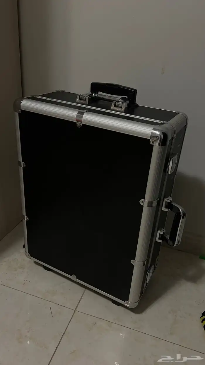 شنطه للمكيب ارتست وتنفع تسويحه متنقله 4