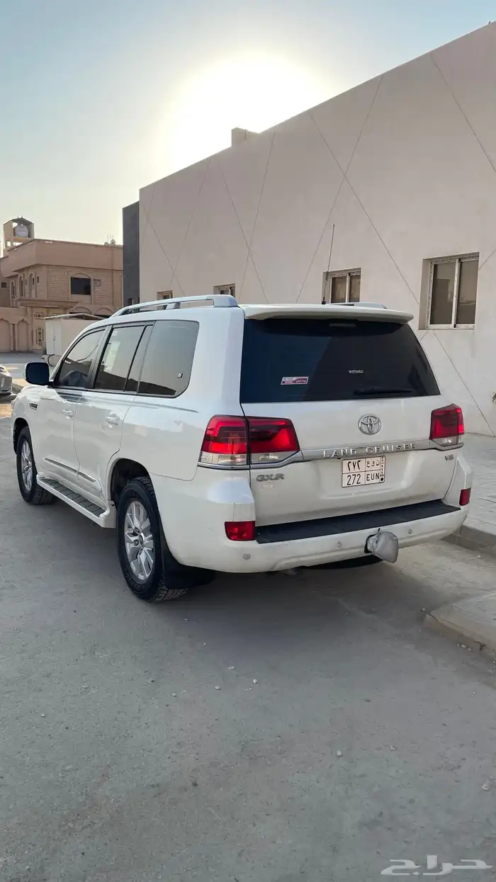 لاندكروزر 2019 ديزل 4