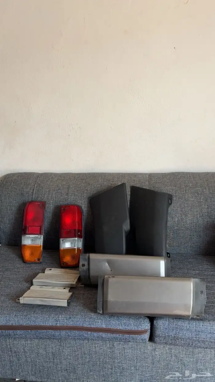 للبيع اصطبات ربع 2016 مع صدام خلفي وفلتر جديد توي شاريه 0